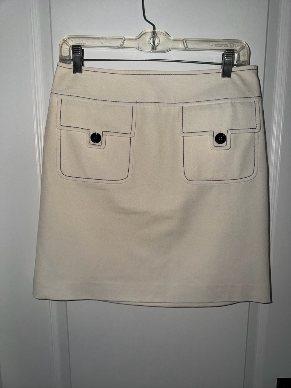 Ann Taylor LOFT Size 6 Cream Contrast Stitch Mini Skirt Career Preppy Y2K